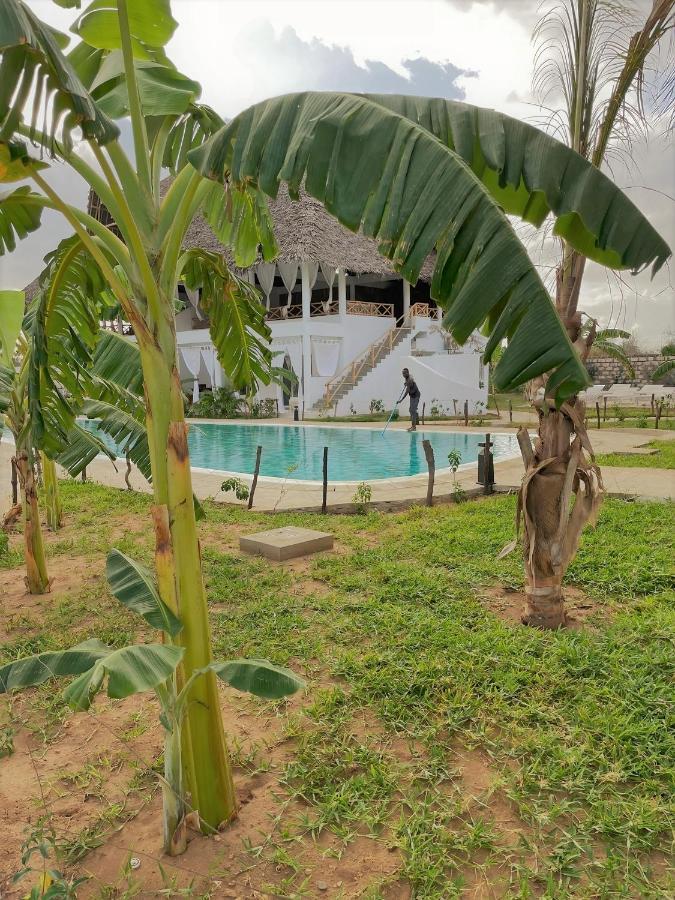 Nyota 11 - Jua Resort Watamu Buitenkant foto