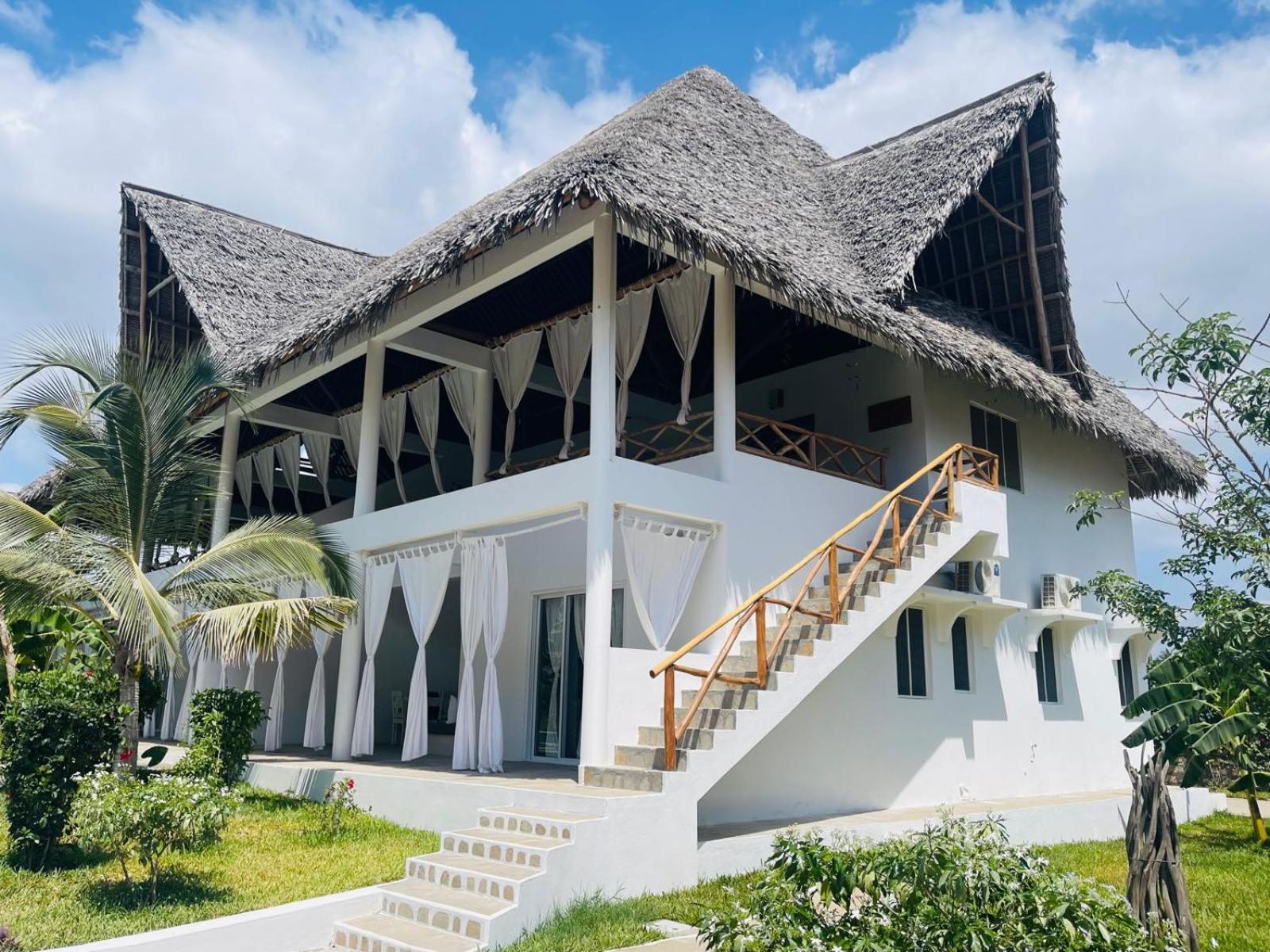 Nyota 11 - Jua Resort Watamu Buitenkant foto